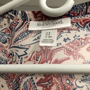 Motherhood Maternity sleeveless blouse size small